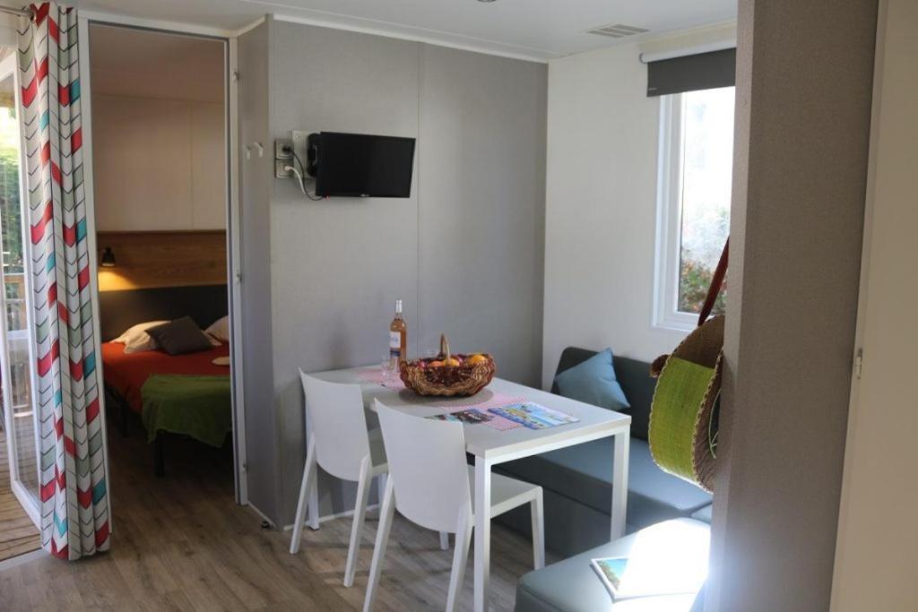 סנרי-סור-מר Camping Parc Mogador מראה חיצוני תמונה