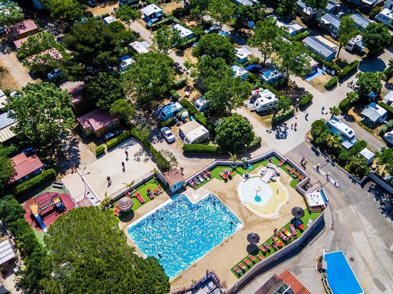 סנרי-סור-מר Camping Parc Mogador מראה חיצוני תמונה